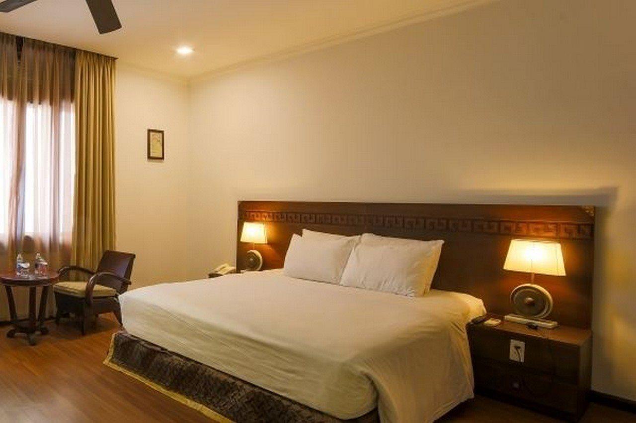 Chu Hotel Da Nang Buitenkant foto