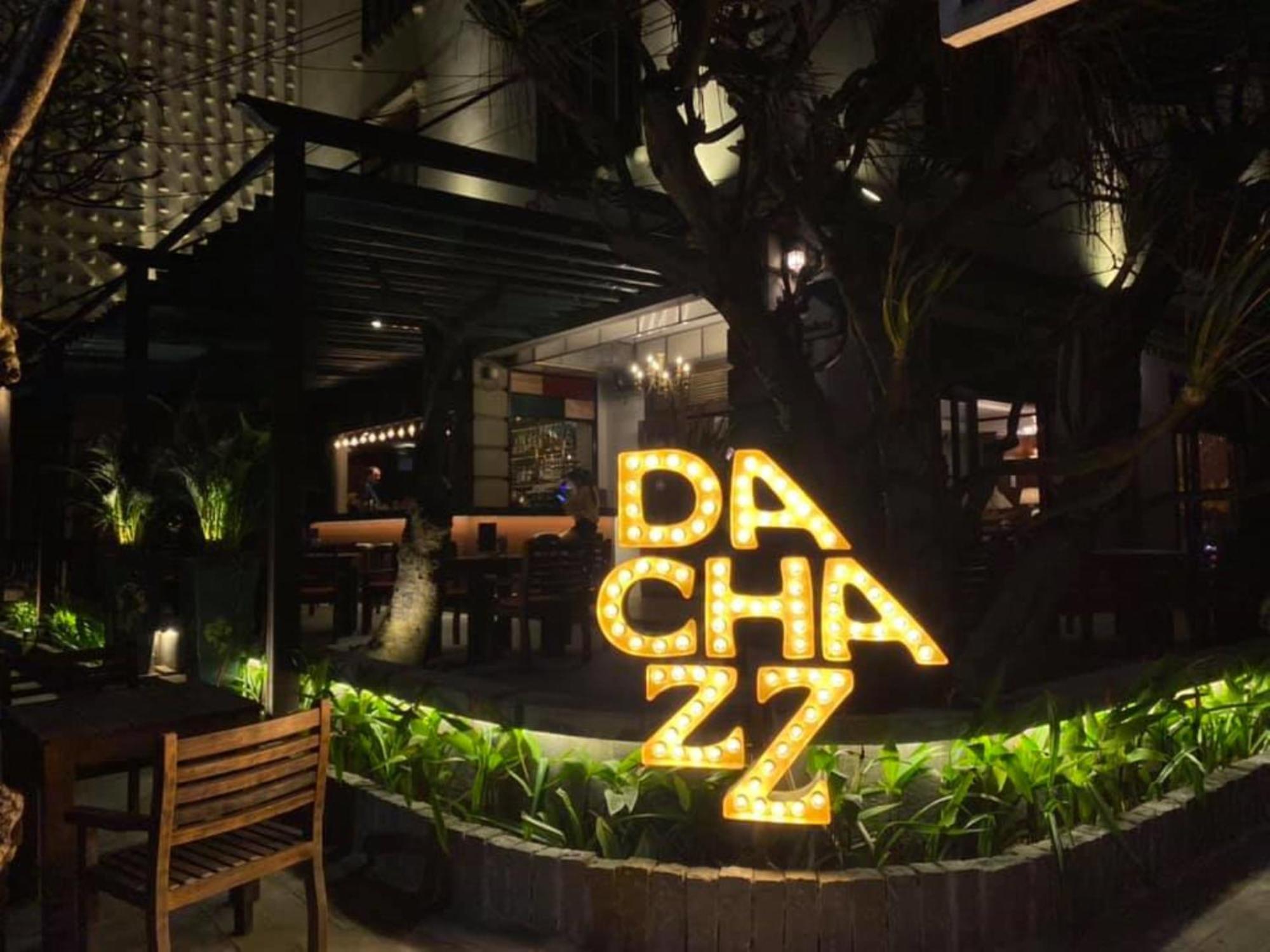Chu Hotel Da Nang Buitenkant foto